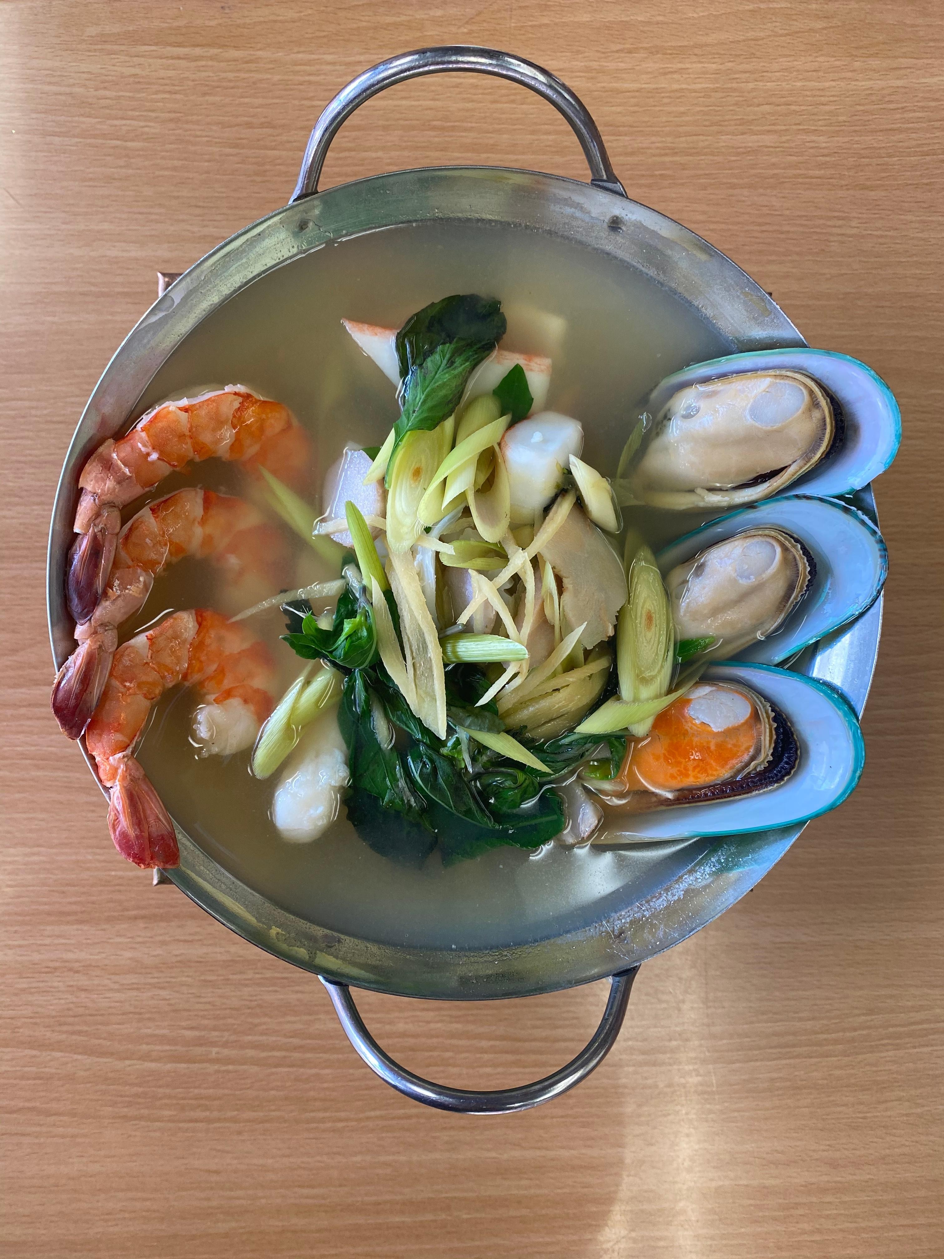 Spicy Seafood Soup (Poh Tak)