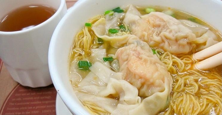 Egg Noodle With Wonton