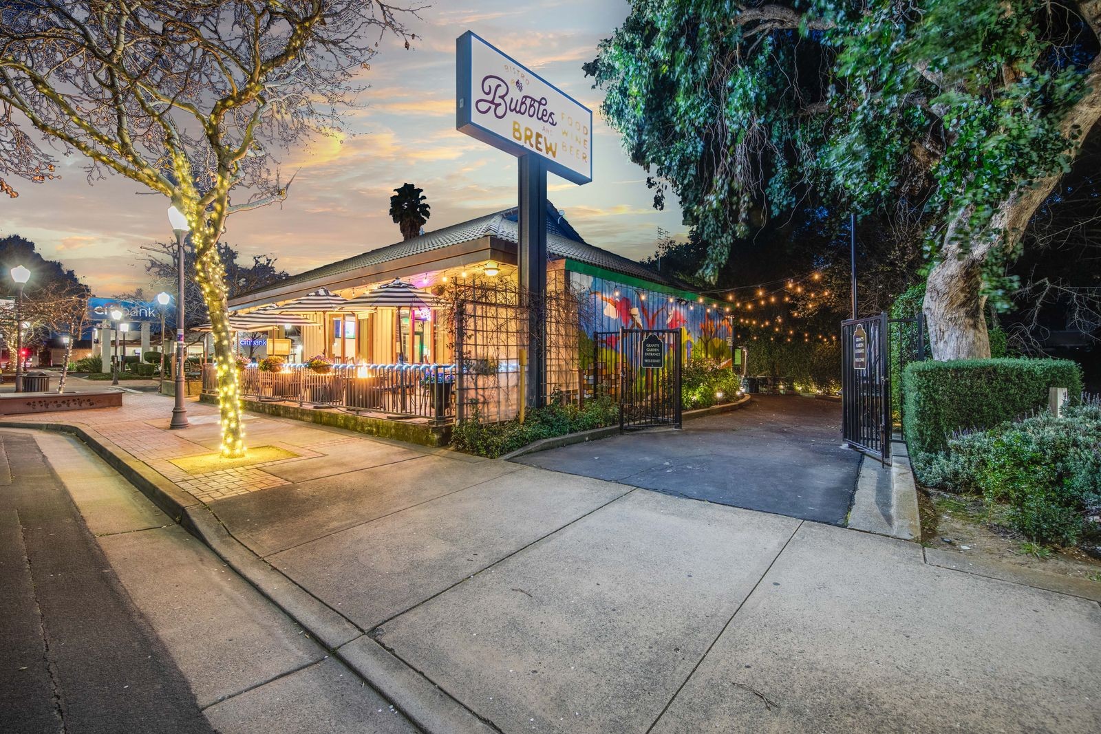 Restaurant banner image