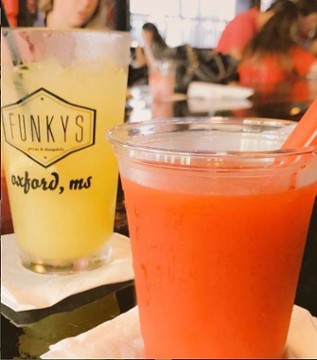 Funkys Pizza & Daiquiri Bar 1012 E Jackson ave