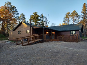 JB's Moose Lake Shack