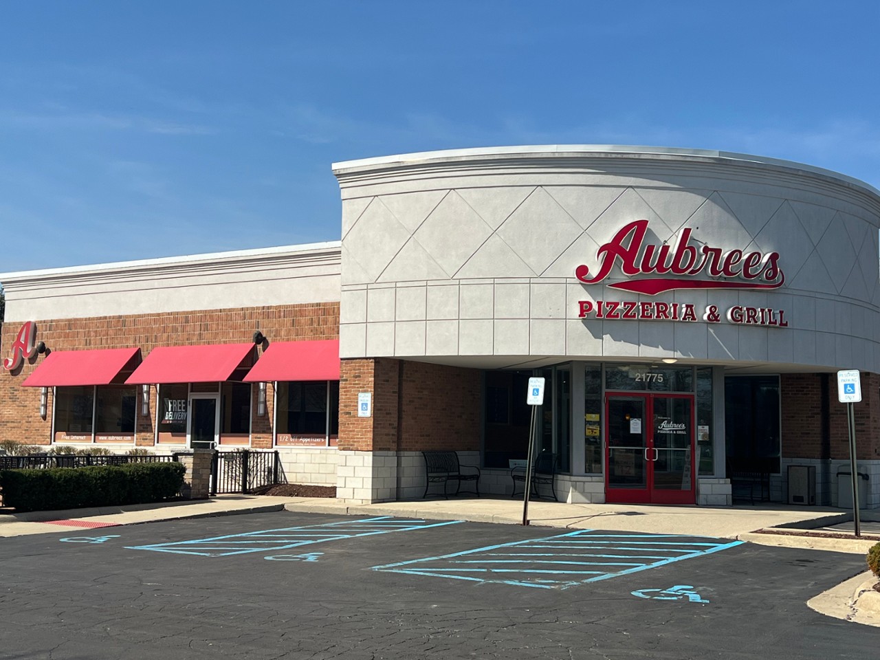 Aubree's Pizzeria & Grill-South Lyon 21775 Pontiac Trail