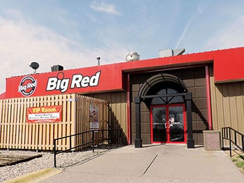 Big Red Restaurant & Sports Bar Lincoln West - 18 Big Red's Famous Wings