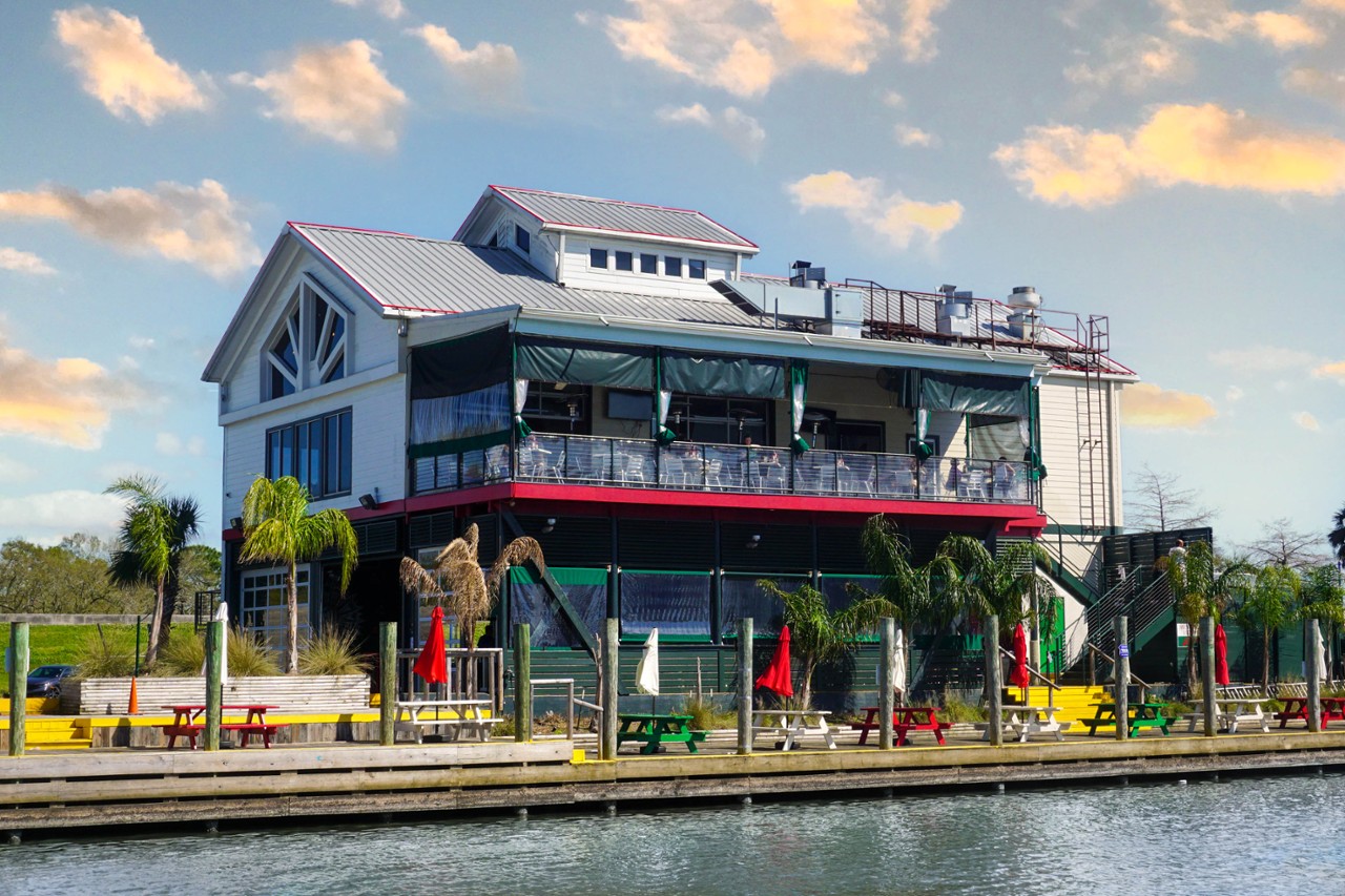 Felix's Restaurant & Oyster Bar Lakefront