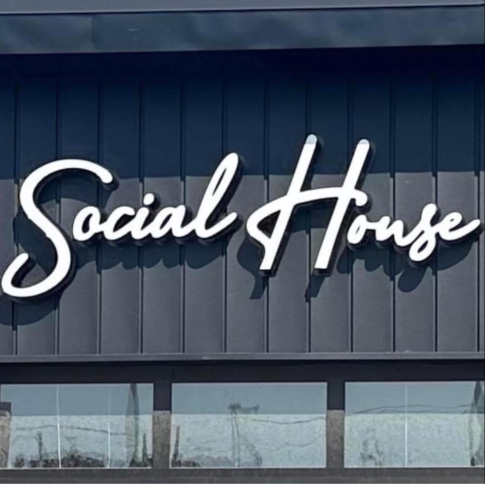 Lima Social House LLC 207 South Central Avenue