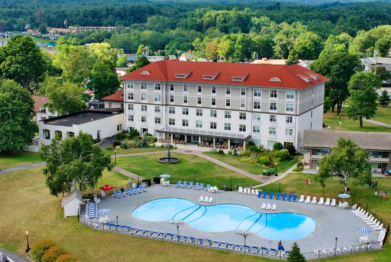 Fort William Henry Hotel