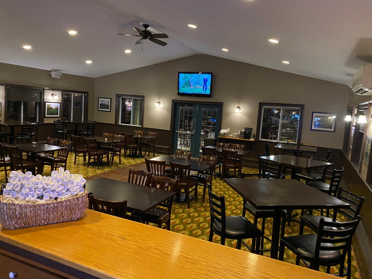 Outlook Tavern
