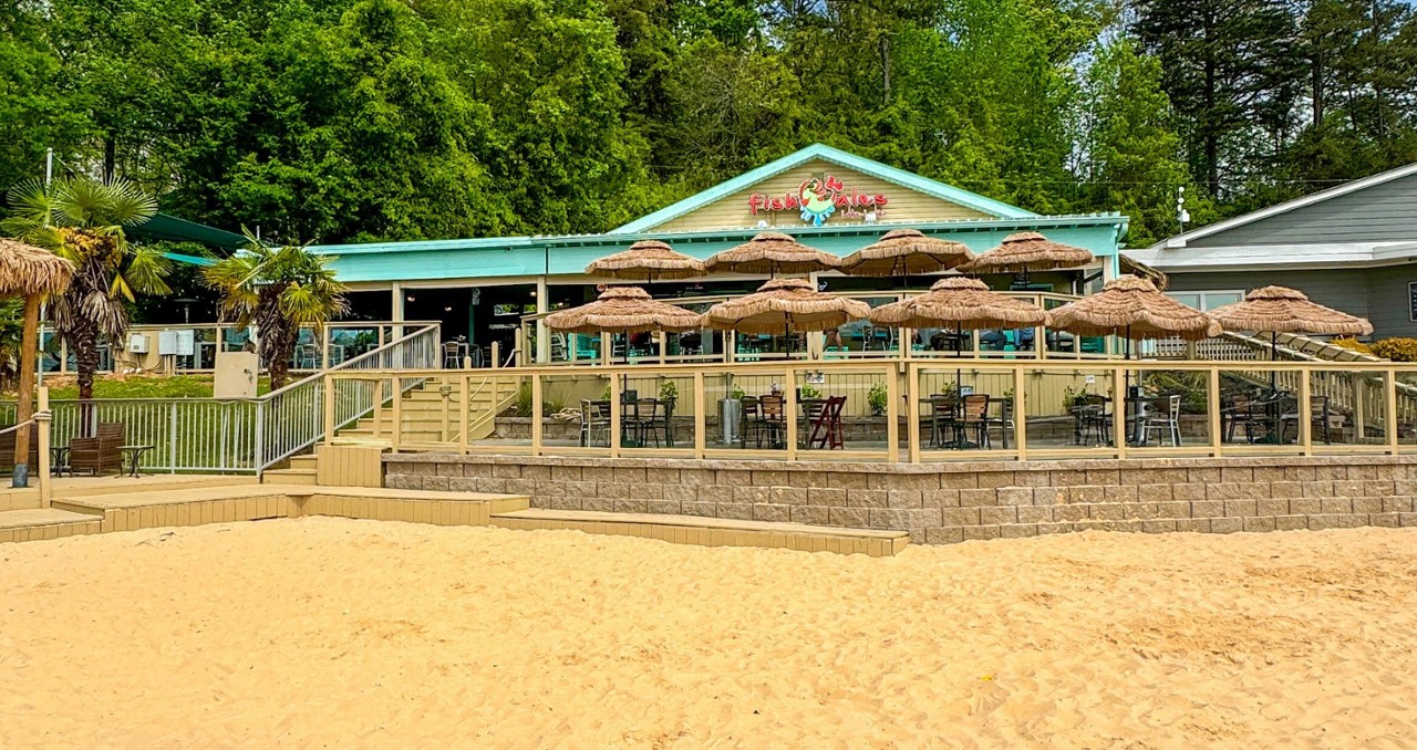 Fish Tales Lakeside Grille 6330 Mitchell St