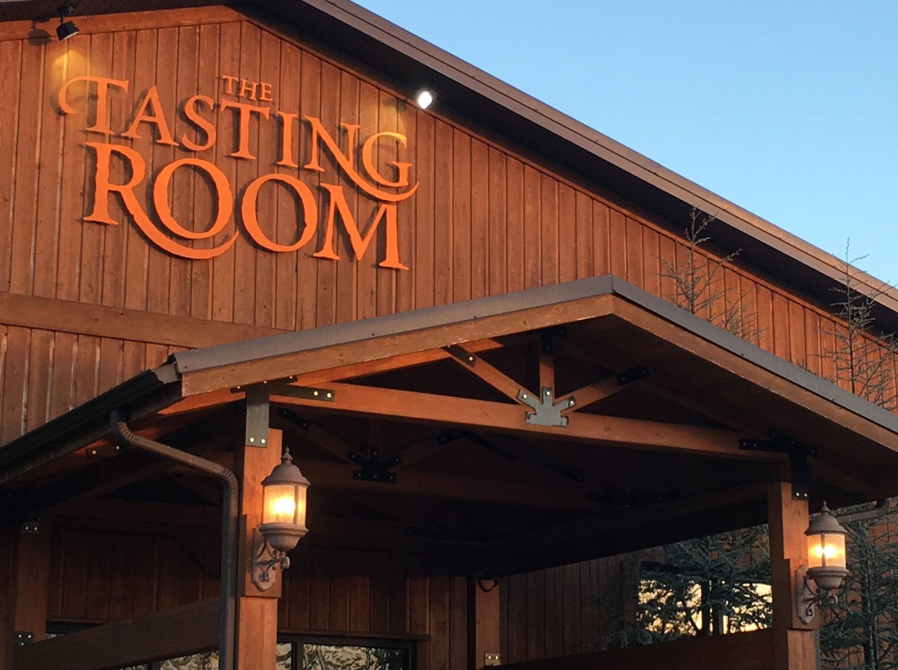 Walker's Bluff Winery 280 Lake Jewell Drive