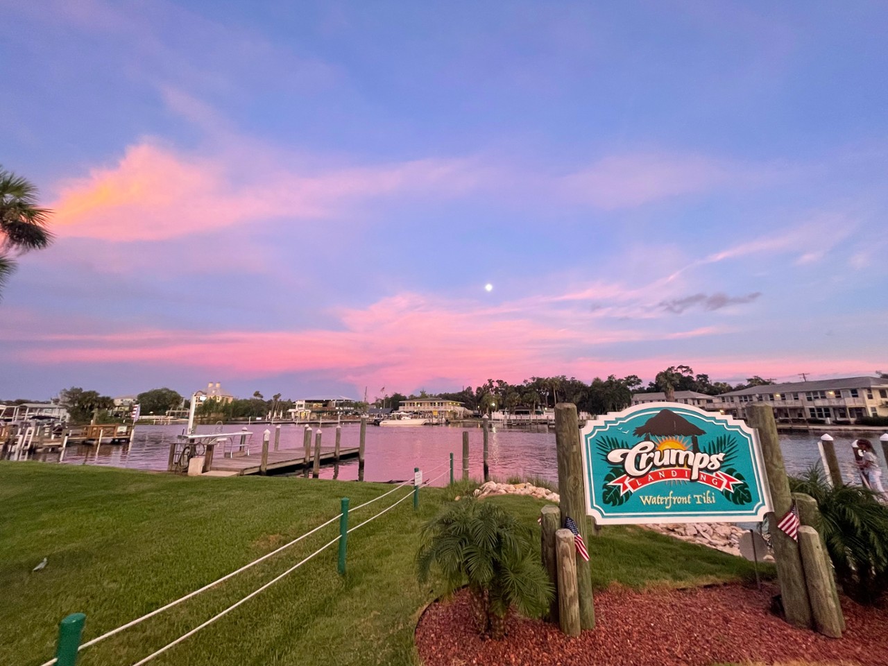 Crumps' Landing 11210 W. Halls River Road