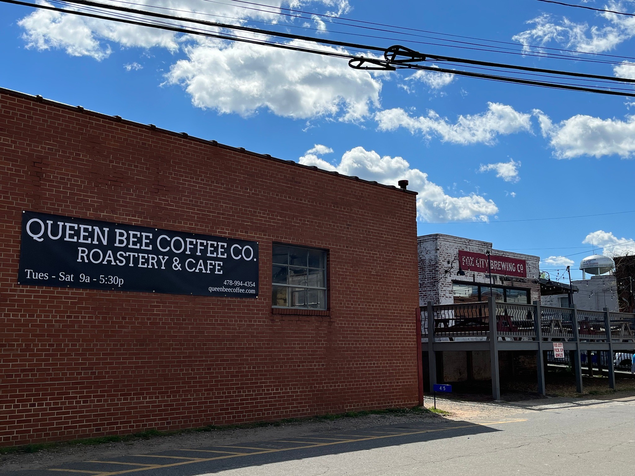 Queen Bee Coffee Co. Forsyth 45 North Kimbell Street, Suite B