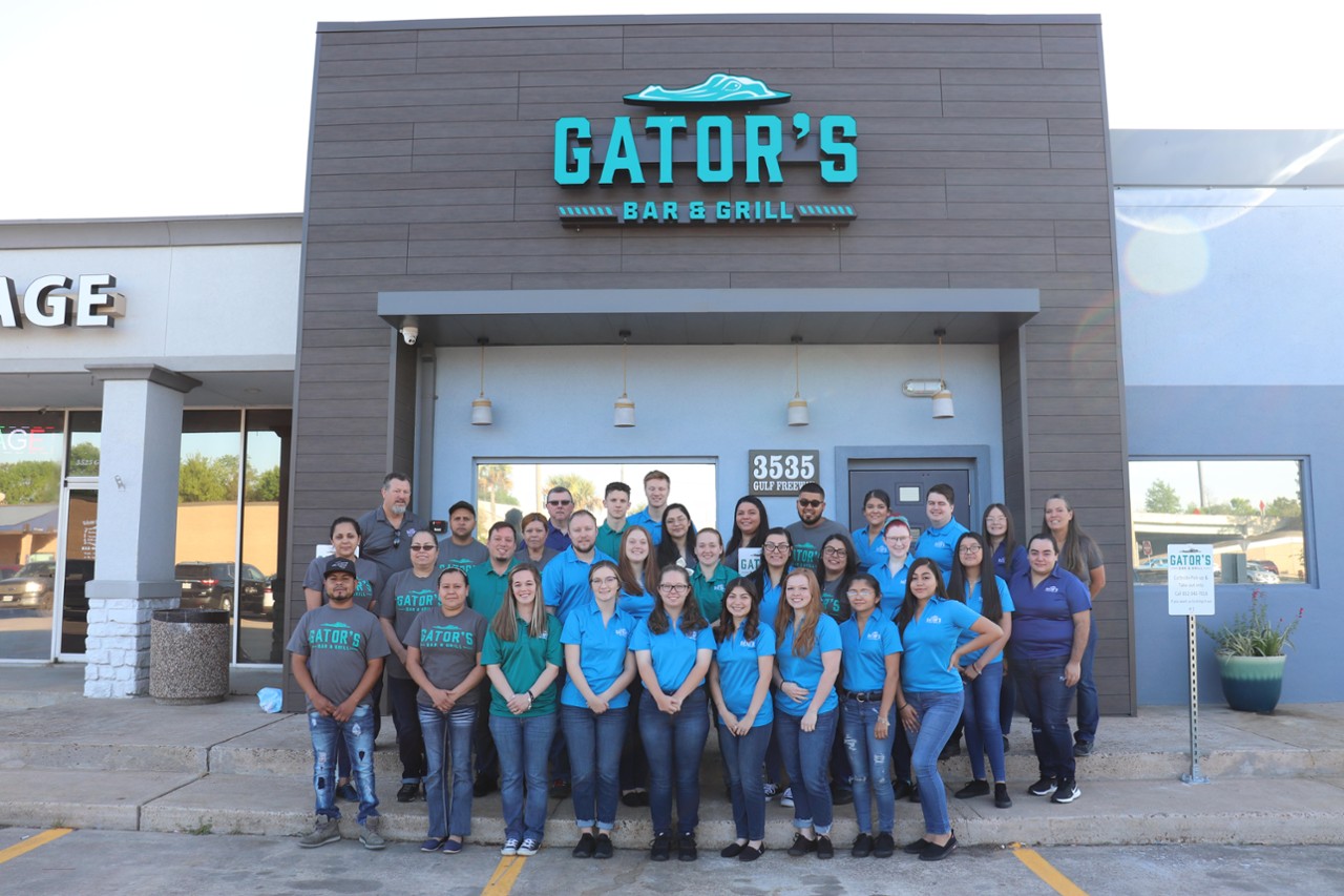 Gator's Bar and Grill 3535 Gulf Freeway