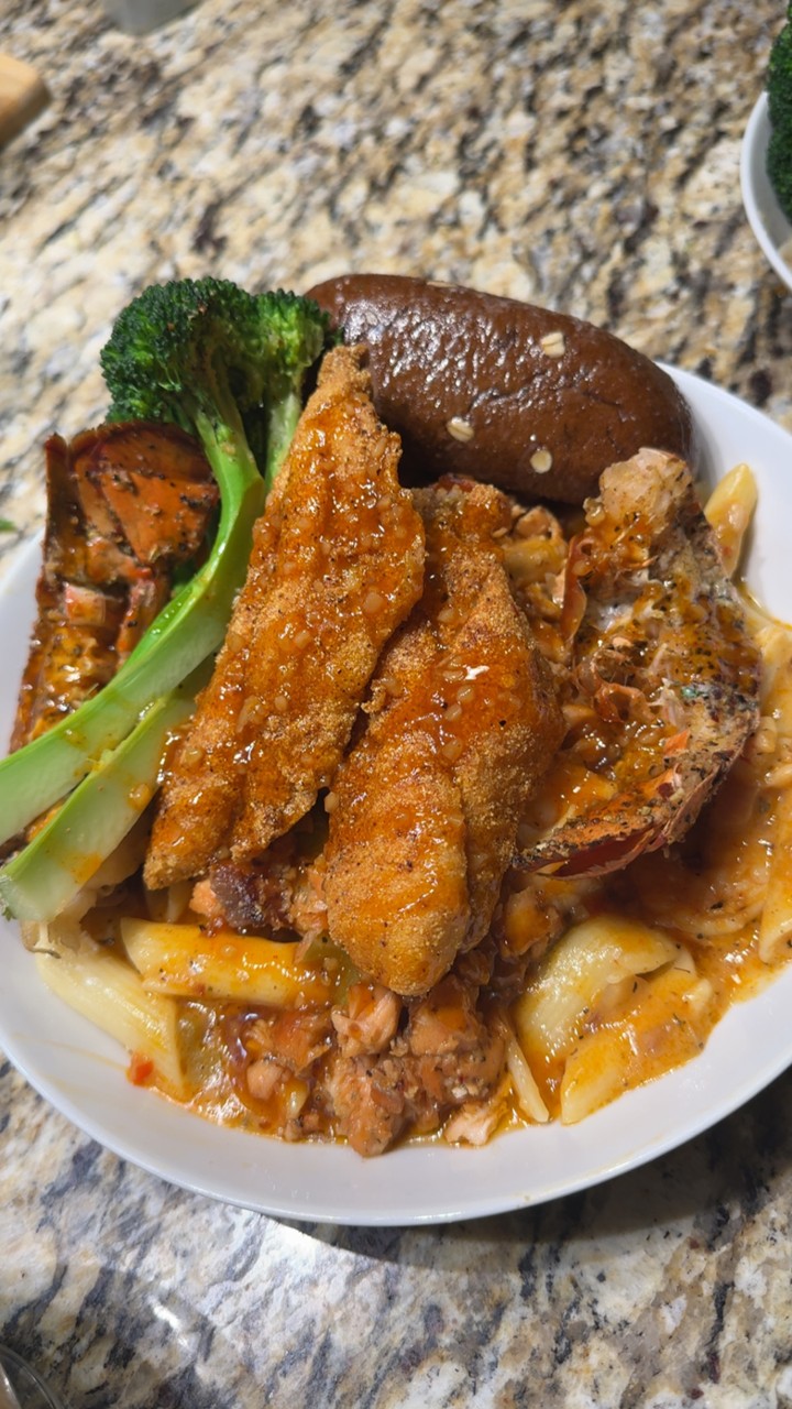 Sincere Brunch & Soulhaus 5299 East 38th Street