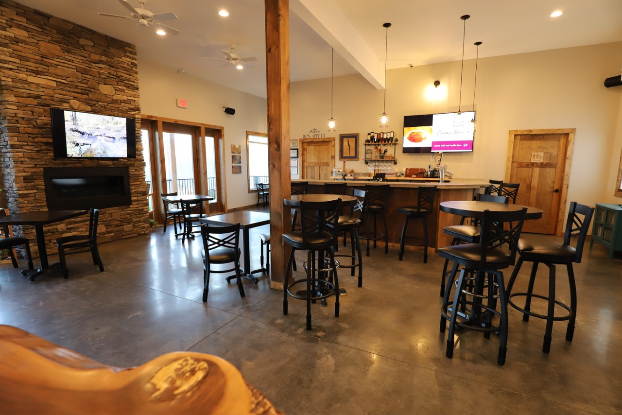 3812 Bistro at Lakeside Resort 3812 State Route 14