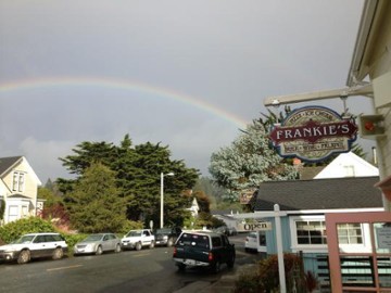 Frankie’s Pizza & Ice Cream 44951 Ukiah St, Mendocino, CA 95460