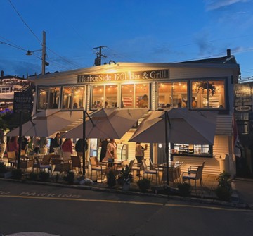 Harborside 1901 Bar & Grill 12 BRIDGE ST