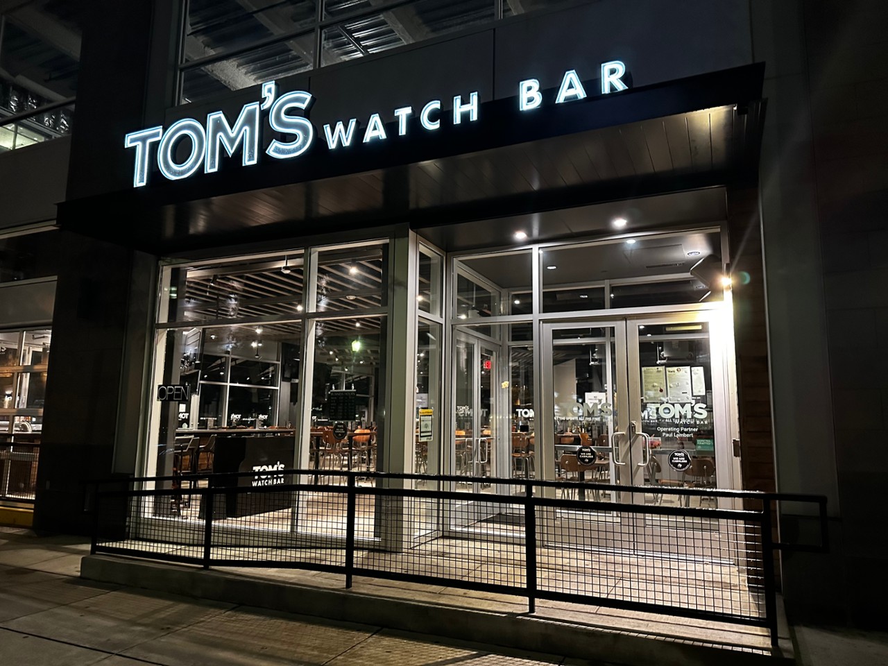 Tom's Watch Bar - PITTSBURGH 271 North Shore Drive