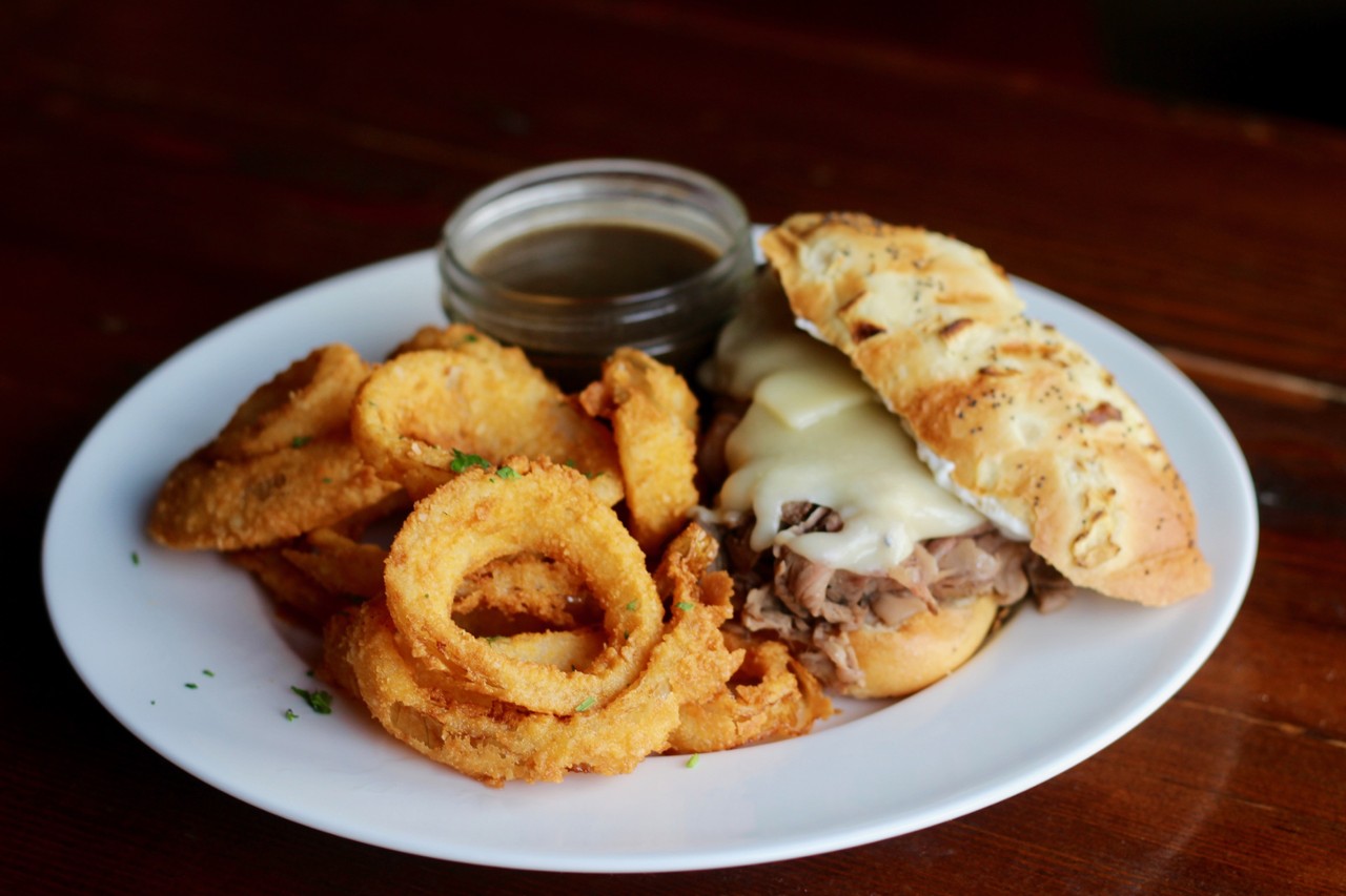 BLVD Tavern 320 Southwest Boulevard