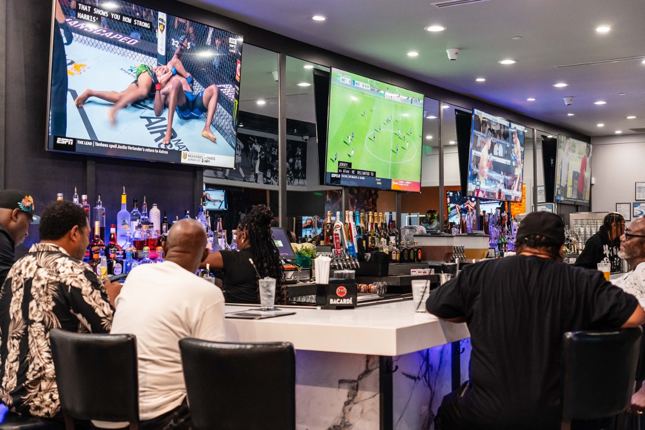 404 Sports Bar & Grill 404 Sports Bar & Grill