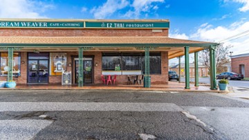 EZ THAI RESTAURANT