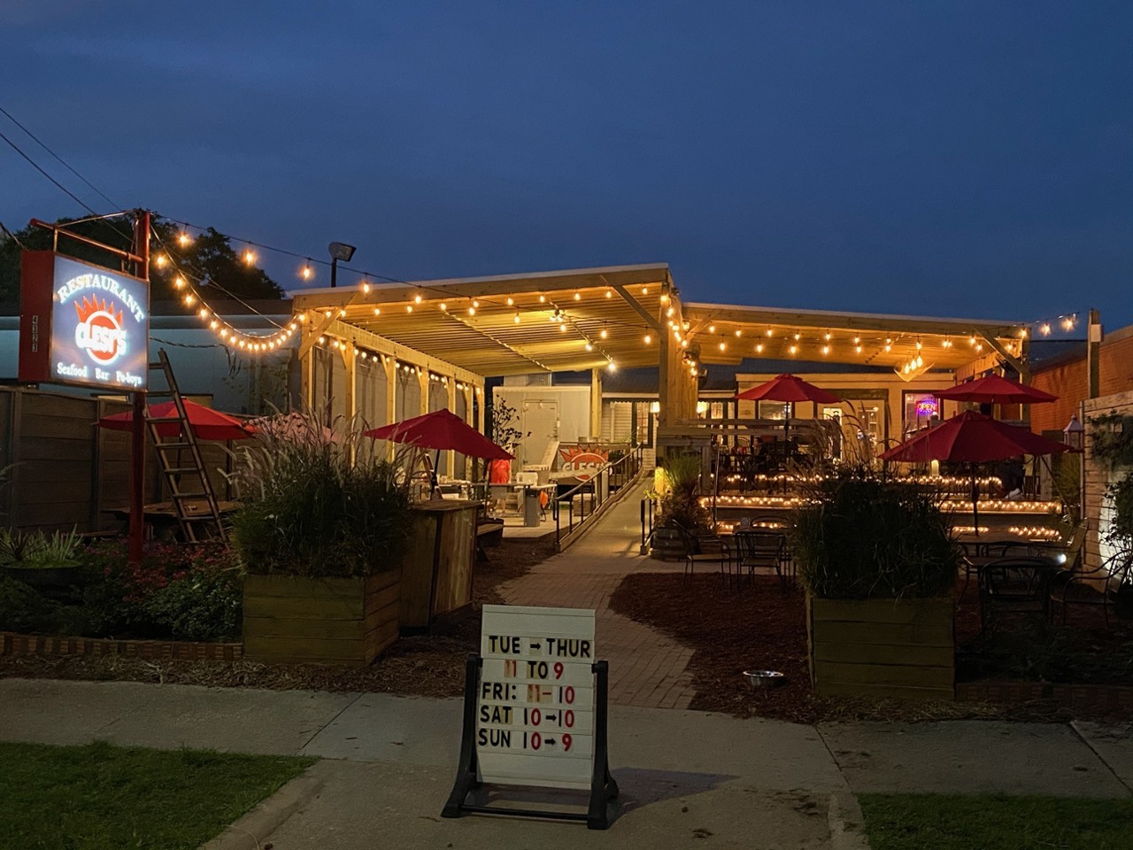 Clesi's Seafood Restaurant & Catering 4323 Bienville St