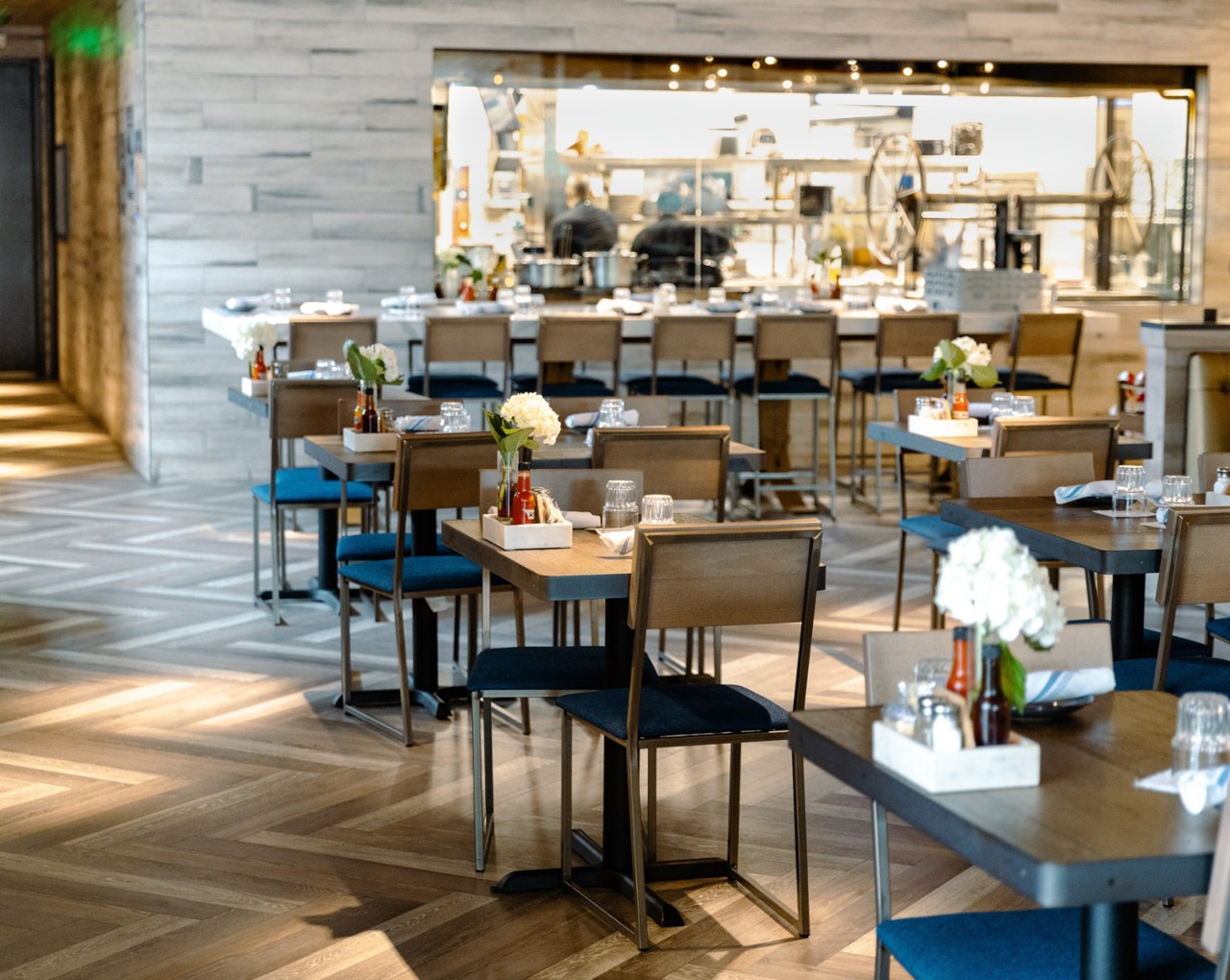 Urban Seafood Company 1104 14th St