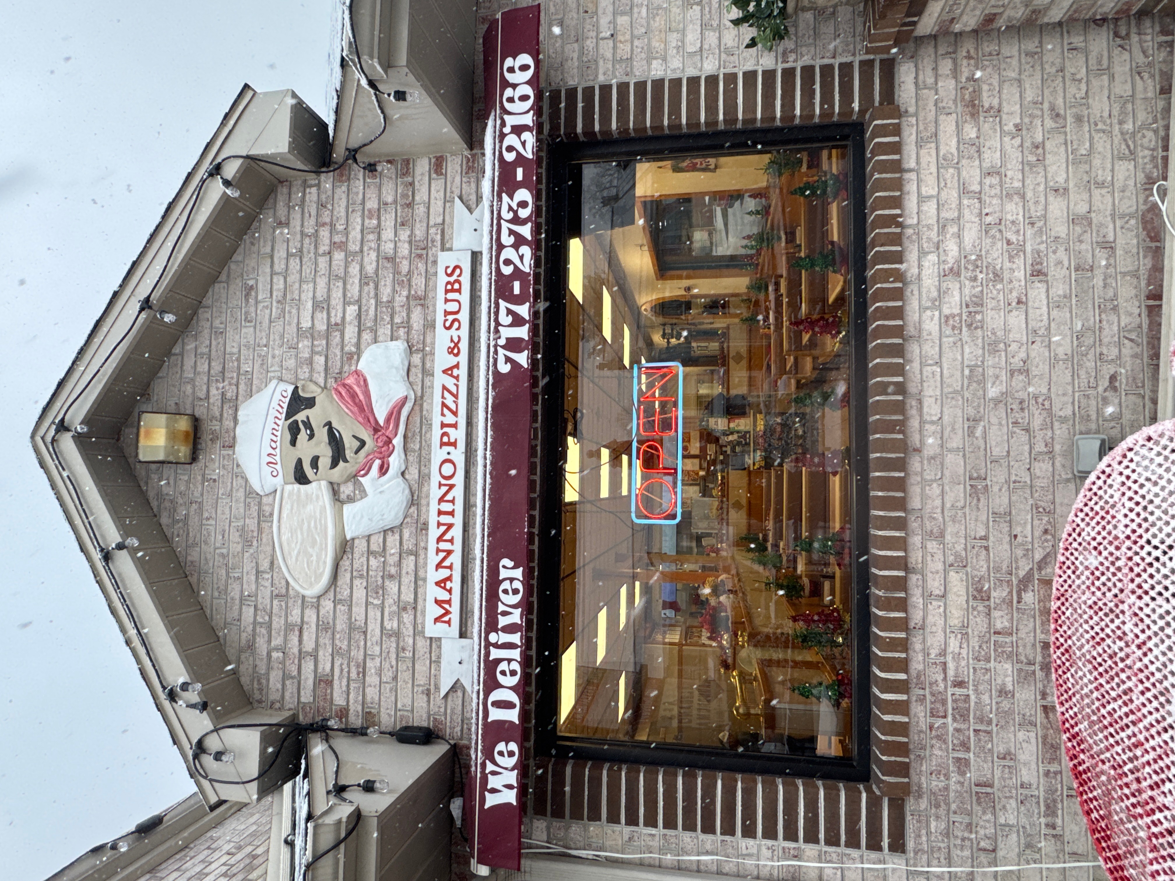 Mannino's Pizza 2