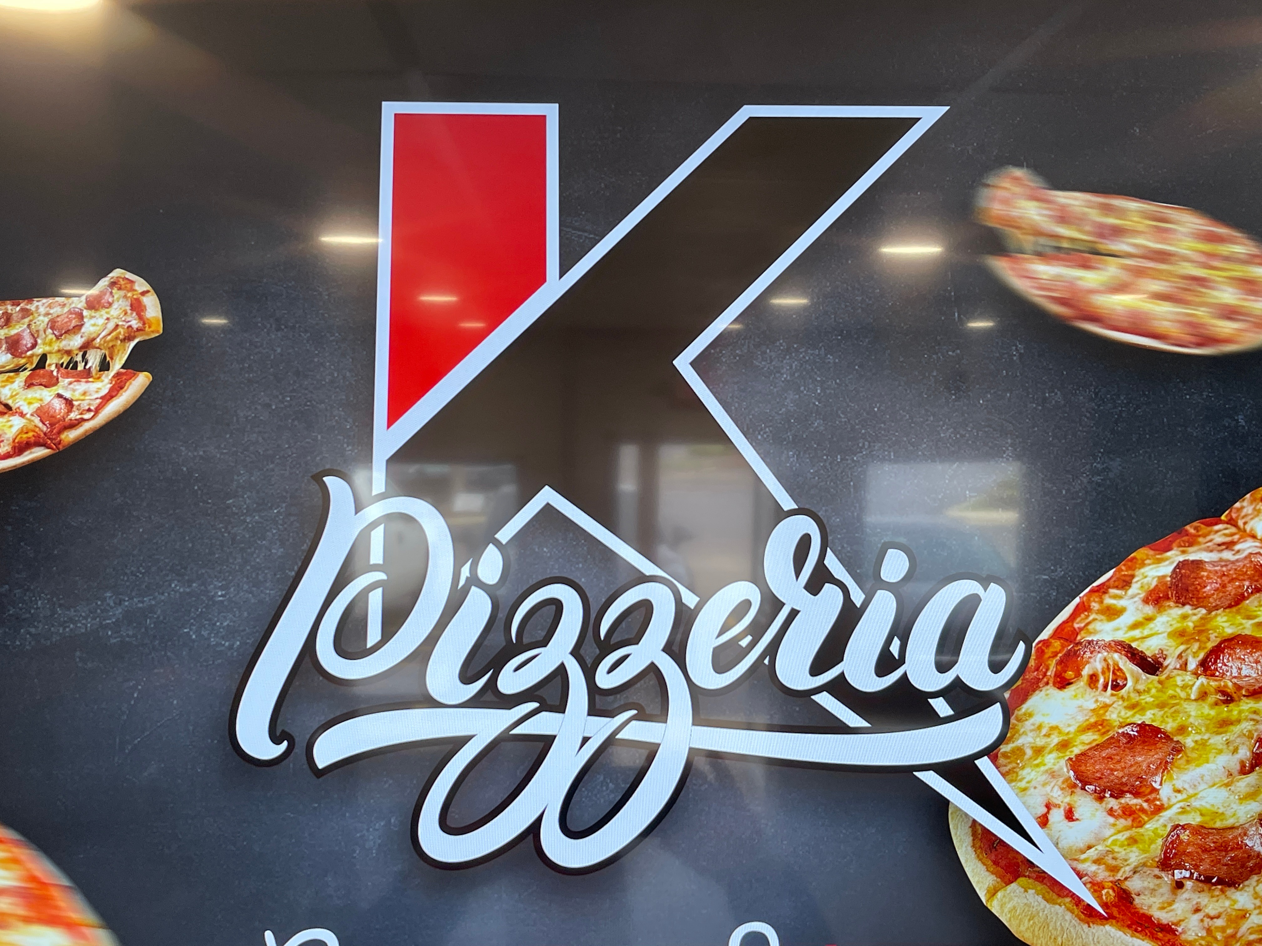 Pizzeria K logo