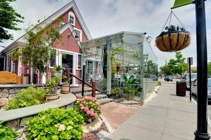 Restaurant banner image