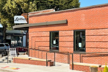 Lionheart Coffee Company - SW Watson 4590 SW Watson Ave
