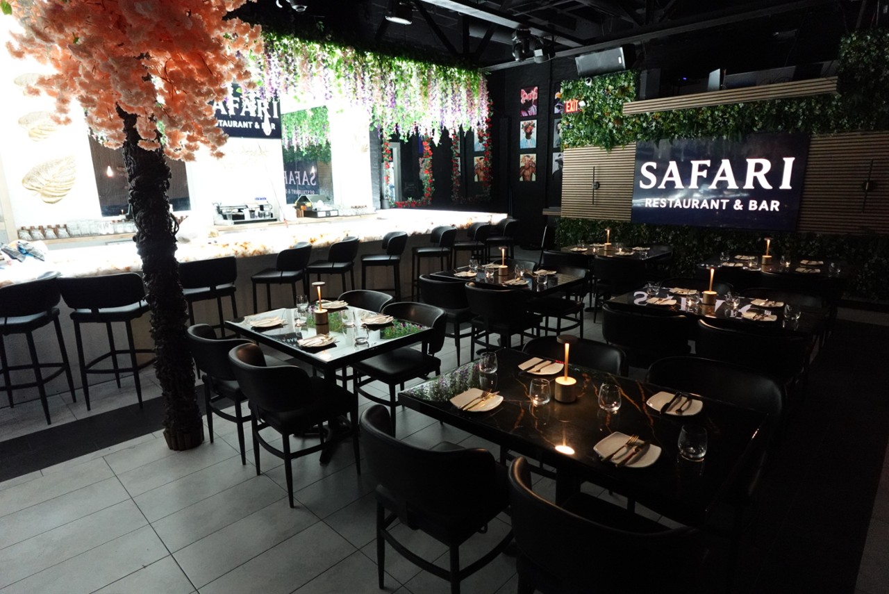 SAFARI RESTAURANT AND BAR 576 Lee st Unit N