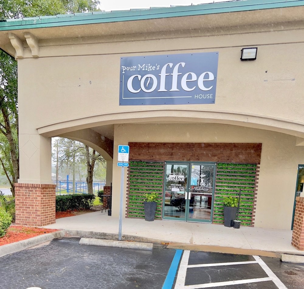 Pour Mike's Coffee House 1515 County Rd 210 West