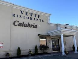 Vette Ristorante at Calabria 588 South Livingston Avenue