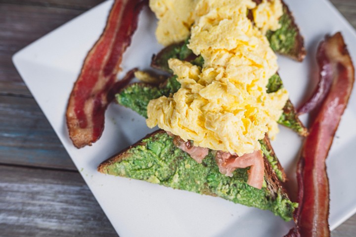 Avocado Toasts w/Bacon, tomato and egg