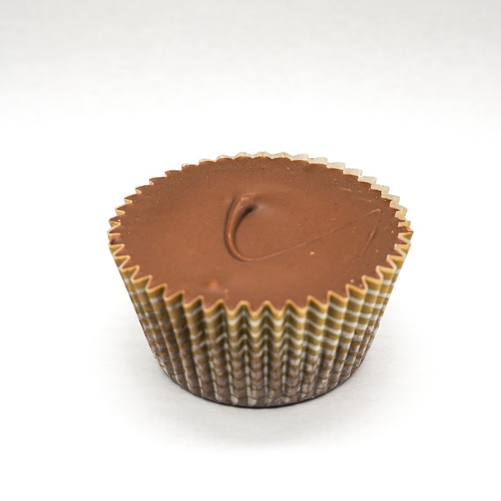 Giant Milk Chocolate Peanut Butter Cup