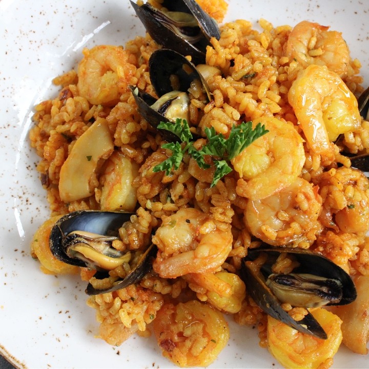 Paella Marinera cater