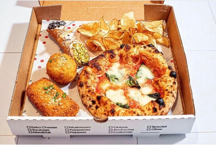 Pizza Bento Box with potato chips & small Ave Cesare (no anchovies)