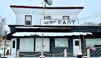 BJ Ryans EAST 1 Cove Avenue