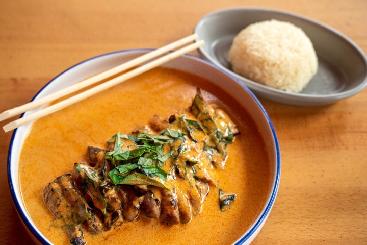 L Uncle Odd’s Flank Red Curry with Wild Betel Leaves with Sticky Rice