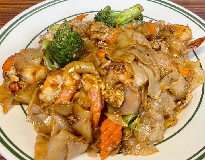 Spicy Noodle Pad Kee Mao