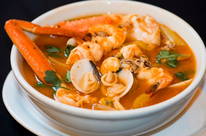 Caldo de Mariscos