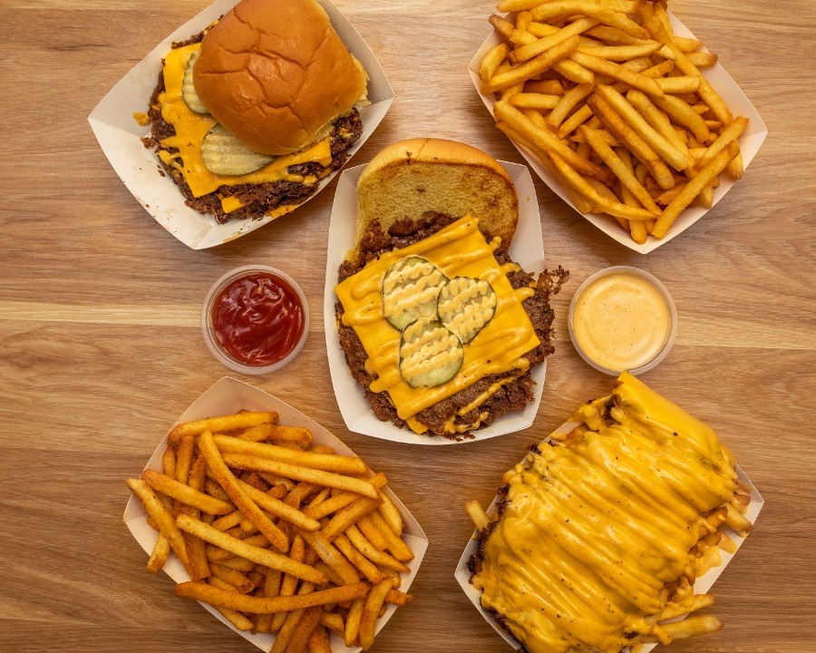 Easy Street Burgers 4143 Lankershim Boulevard