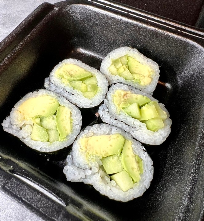 Avocado Cucumber Maki Roll