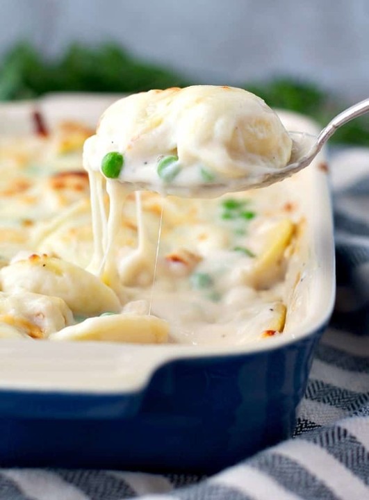 Cheese Ravioli w/Alfredo Sauce