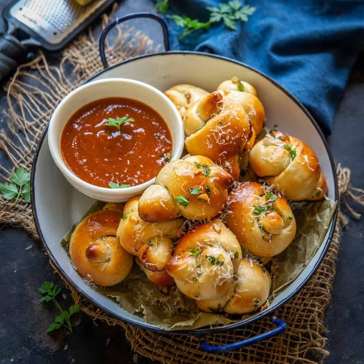 Garlic Knots 12p