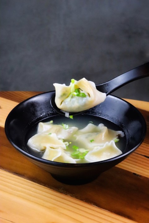 Chicken Veggie Wonton in Chicken Broth 鸡汤菜肉大馄饨