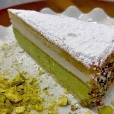 Pistachio & Ricotta Cake