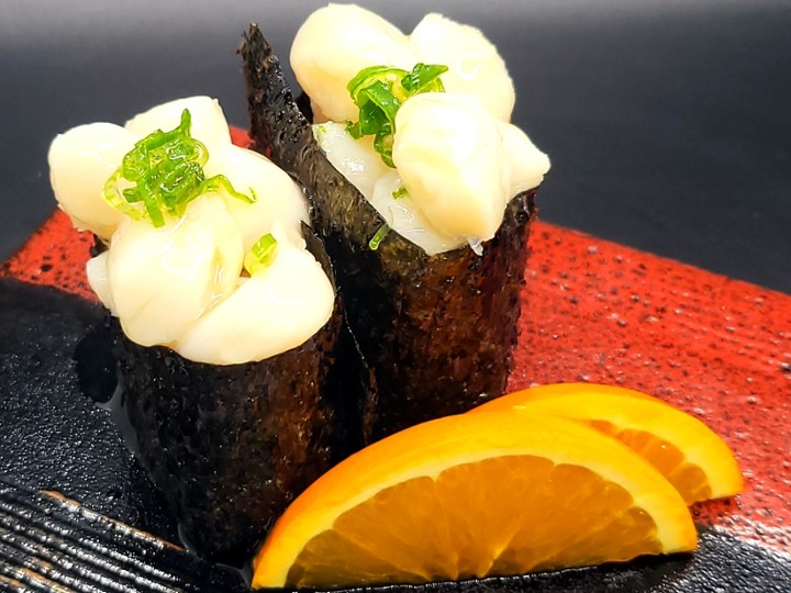 Scallop Nigiri (2 pc)