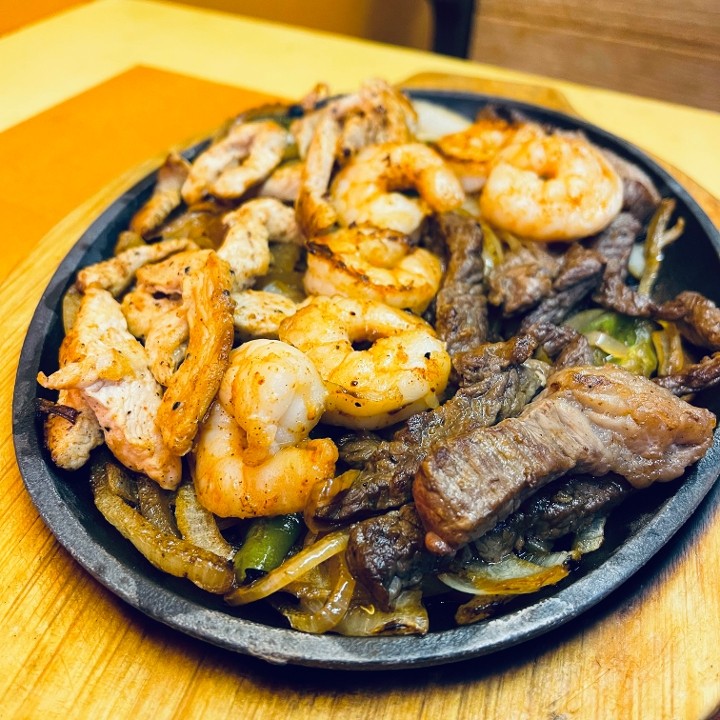 3 Amigos Fajitas (1)