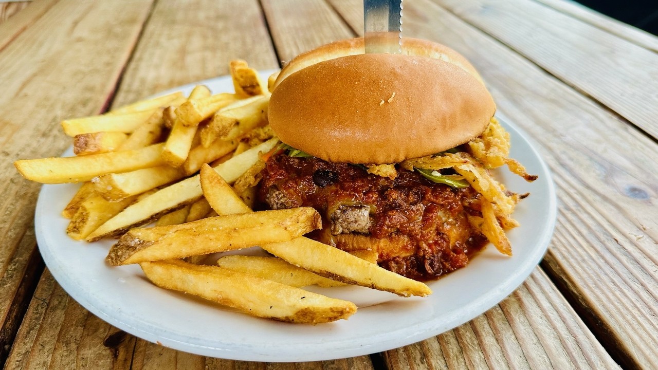 Chili Burger